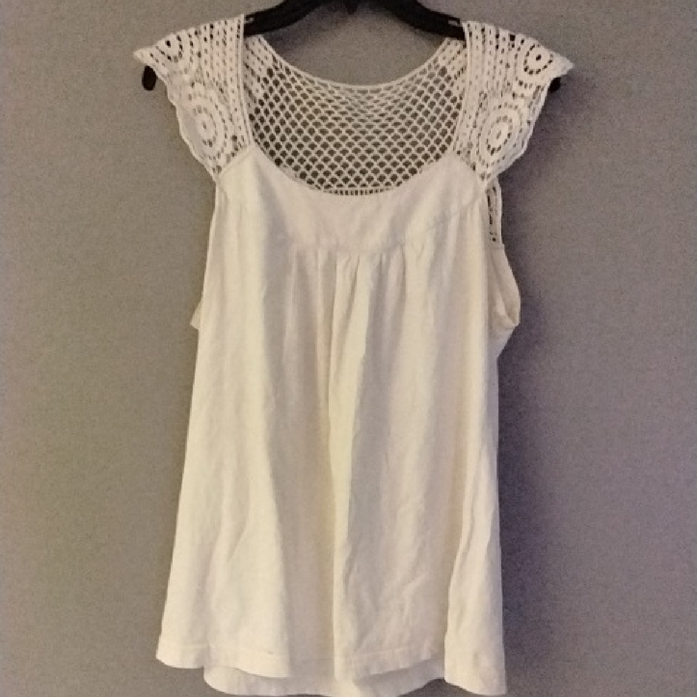 Ava & Grace White Crochet Sleeve Blouse